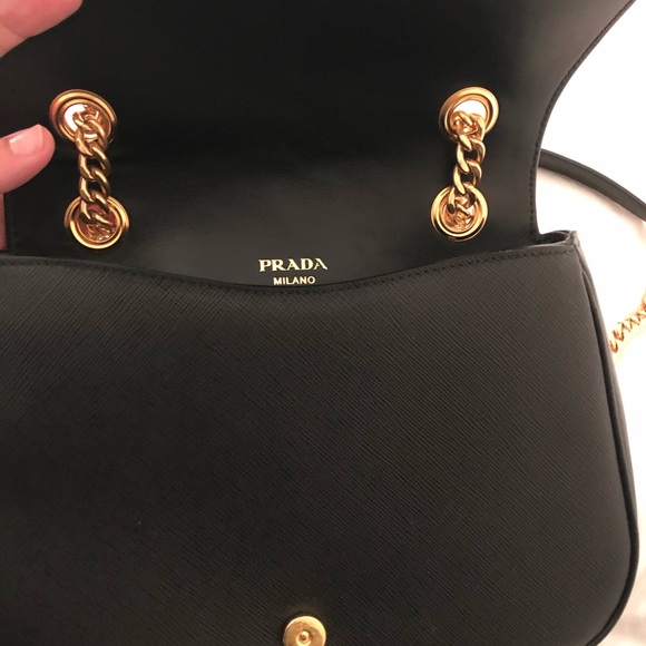 Authentic Prada Saffiano Leather - Picture 5 of 10